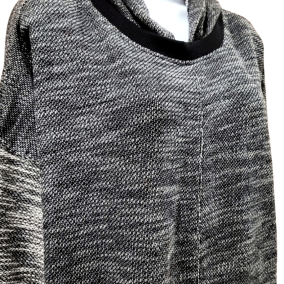 Calvin Klein NWT Performance Cropped Hoodie - Picture 6 of 9